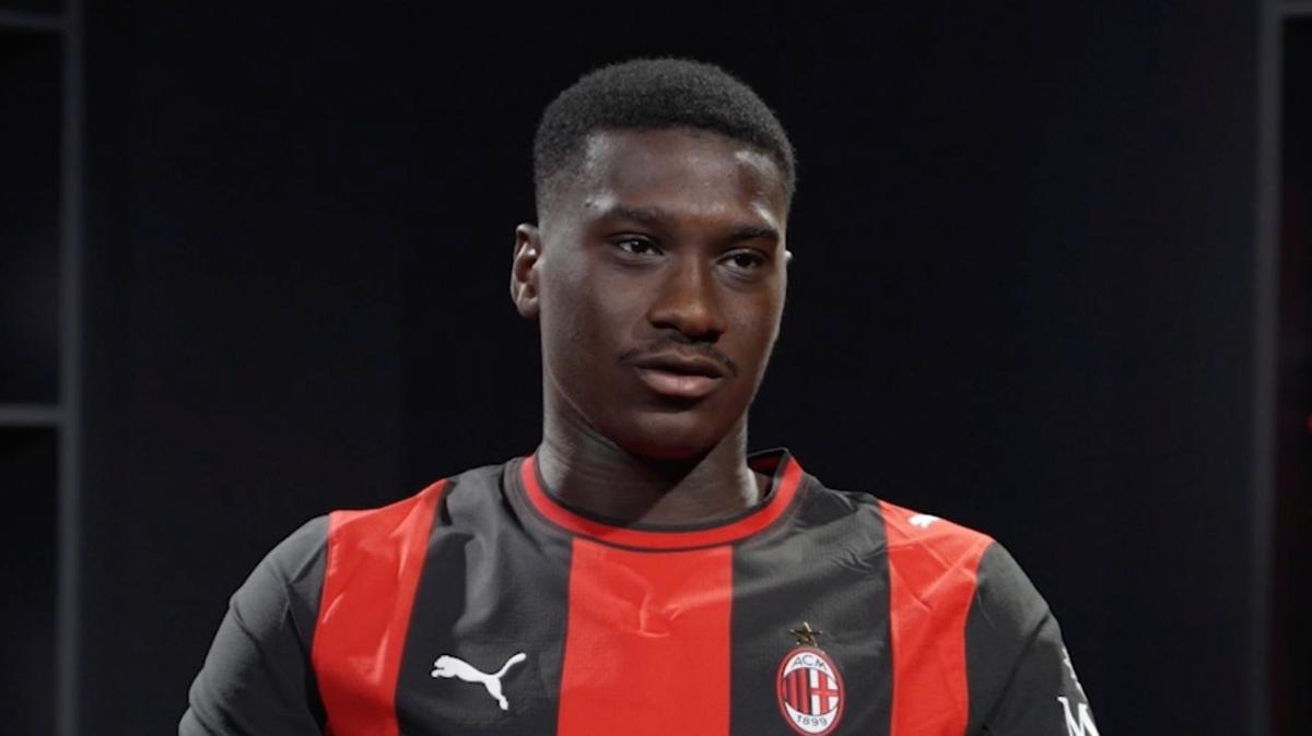Tutta l'emozione di Diawara: "Quando mi ha chiamato il Milan, ho subito accettato"