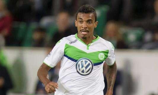 Juve, sondaggio per Luiz Gustavo: c’è anche il Milan