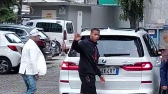 VIDEO MN - Milan, Vranckx è arrivato al Centro Ambrosiano per l'idoneità sportiva