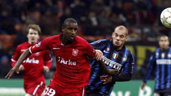 Milan, per la difesa si punta a Douglas