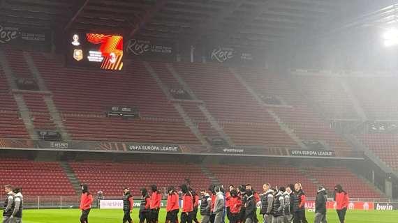 MN - Milan arrivato a Rennes: Ibra guida la squadra dentro al Roazhon Park