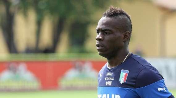 DailyMail - L'Arsenal rilancia, torna in pole per Balotelli