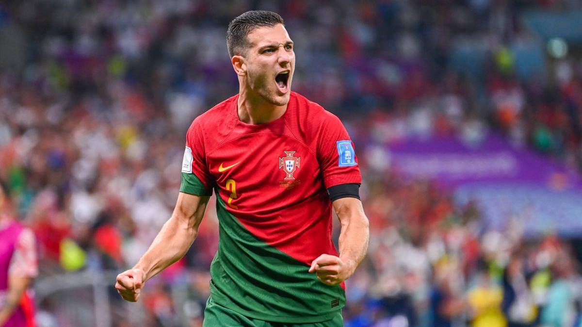 Dalot su Leao: "Spero che possa restare al Milan e continuare ad avere successo lì"