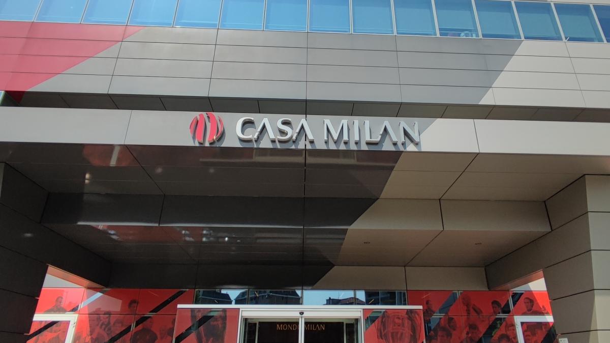Milan, un anno dopo la priorità sul mercato è sempre la stessa