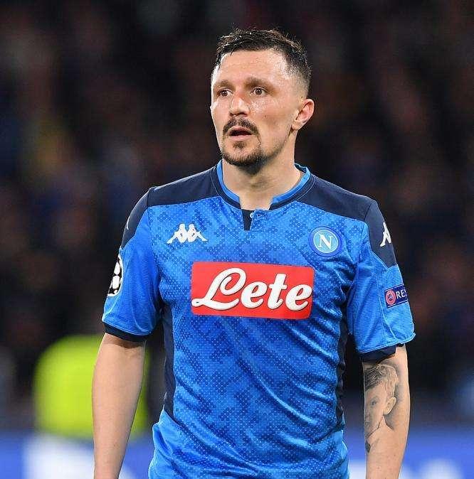 NAP-MIL (0-1): giallo a Mario Rui