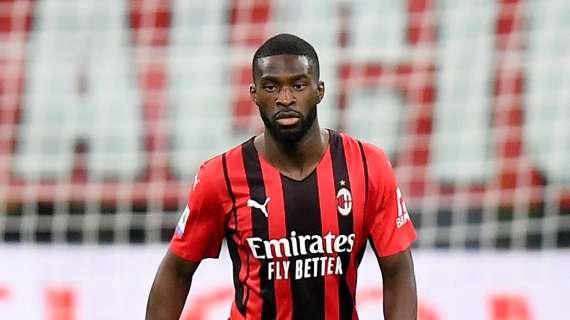 Super Tomori: implacabile in difesa, preciso nei passaggi  