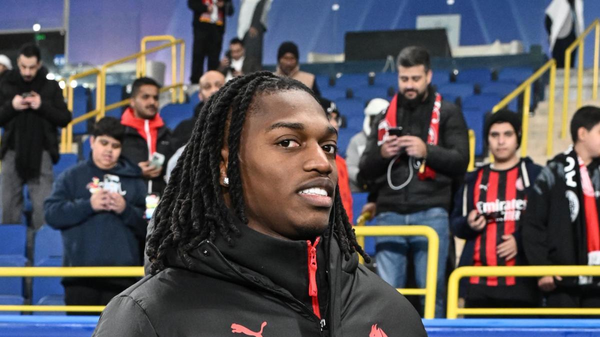 Leao ha ancora fastidi da smaltire: a rischio la sua presenza contro il Verona