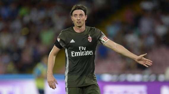 Montolivo a MTV: “Vittoria di carattere contro il Crotone, la rosa del Milan è molto competitiva. Su Lapadula…”
