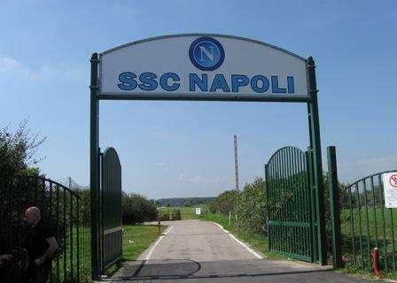 Napoli Konami Training Center, verranno rimossi i pannelli "protettivi". Erano abusivi
