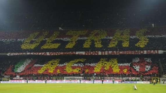 FOTO - Guarda lo spettacolo coreografico della Curva Sud