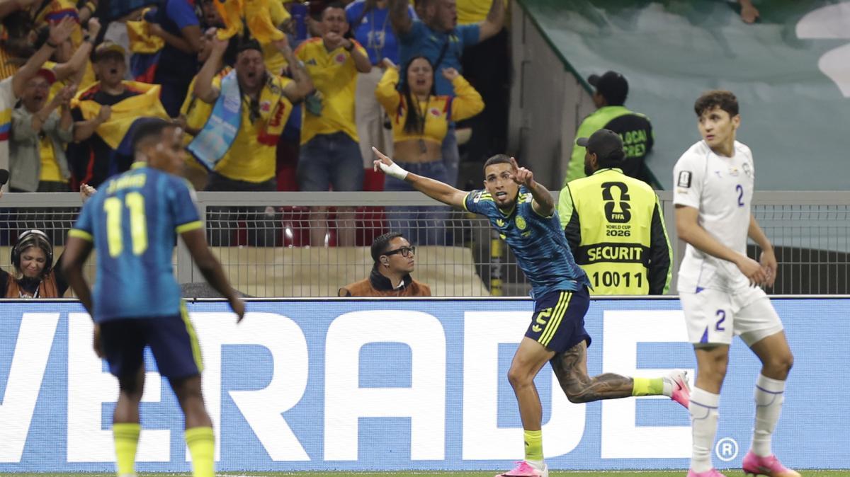 Mondiali, la Colombia debutta con una vittoria: 3-1 all'Uzbekistan
