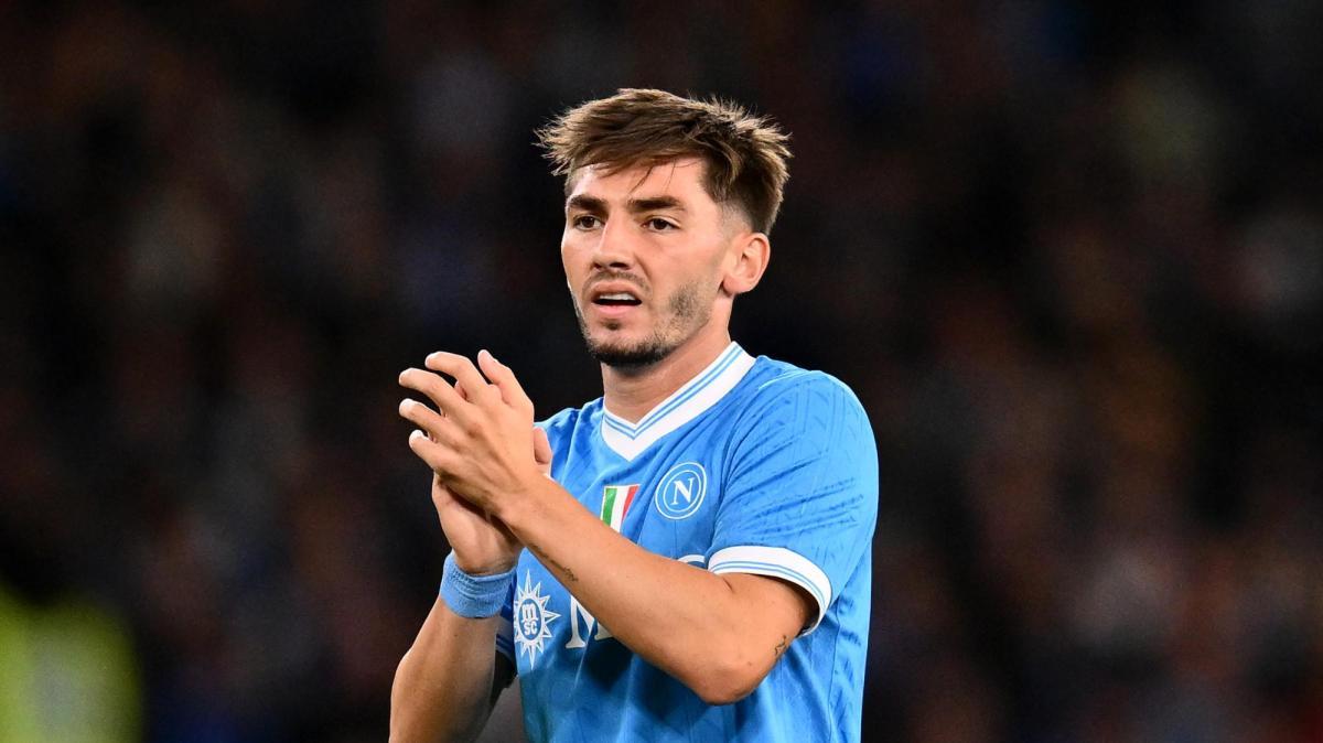 Il Napoli perde anche Gilmour: sarà operato per la pubalgia. Fuori due mesi