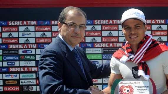 Al Milan 4 espulsioni, Samuel e Chiellini immacolati. Nocerino non è mai stato Maradona ma merita rispetto. Prandelli e il cerchio magico bianconero. Del Piero incrinerà il feeling Agnelli-tifoseria? Zamparini, si tenga stretto i suoi pochi big