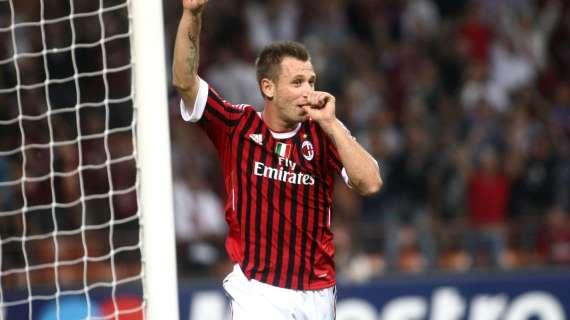 Una firma nella storia rossonera grazie ad un'intesa che scalda San Siro