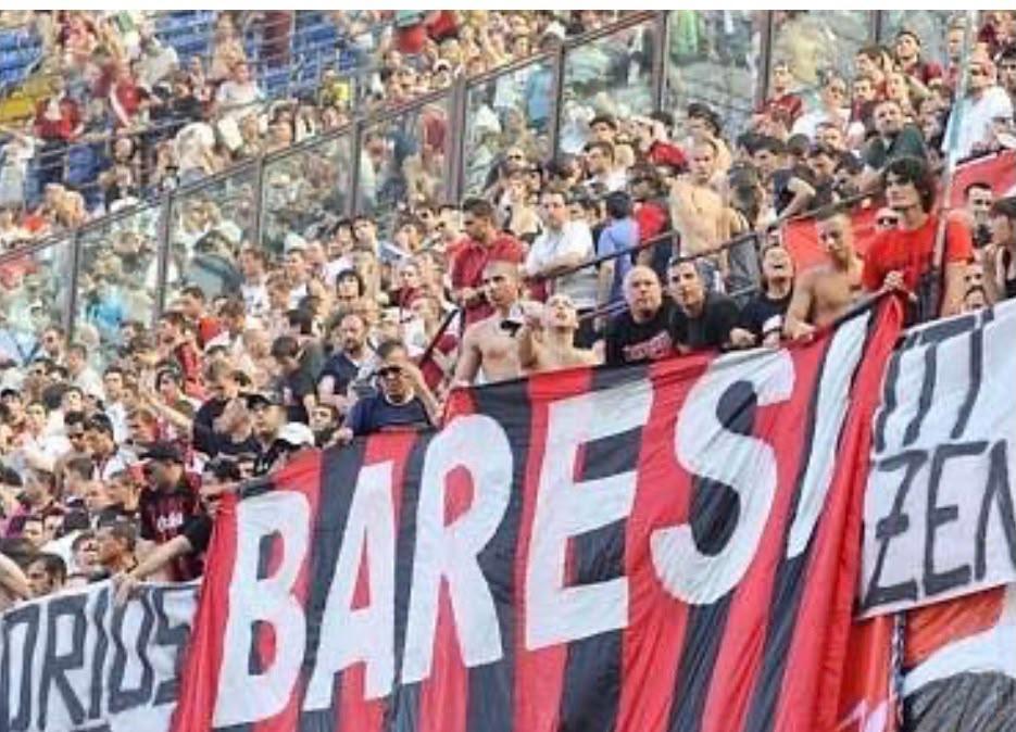 La Curva Sud ricorda così Franco Baresi: "Inimitabile bandiera rossonera. 6 per sempre, Capitano"