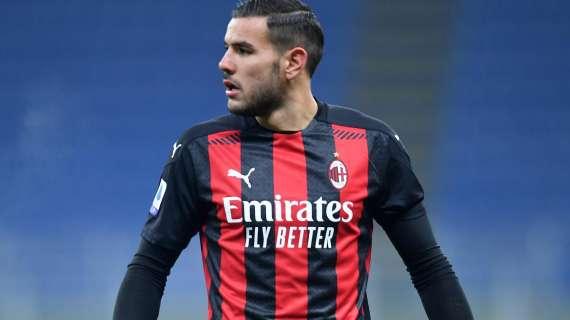 Gazzetta - Ibra ko, Kjaer non è pronto. La buona notizia è il ritorno di Theo: sarà titolare col Sassuolo