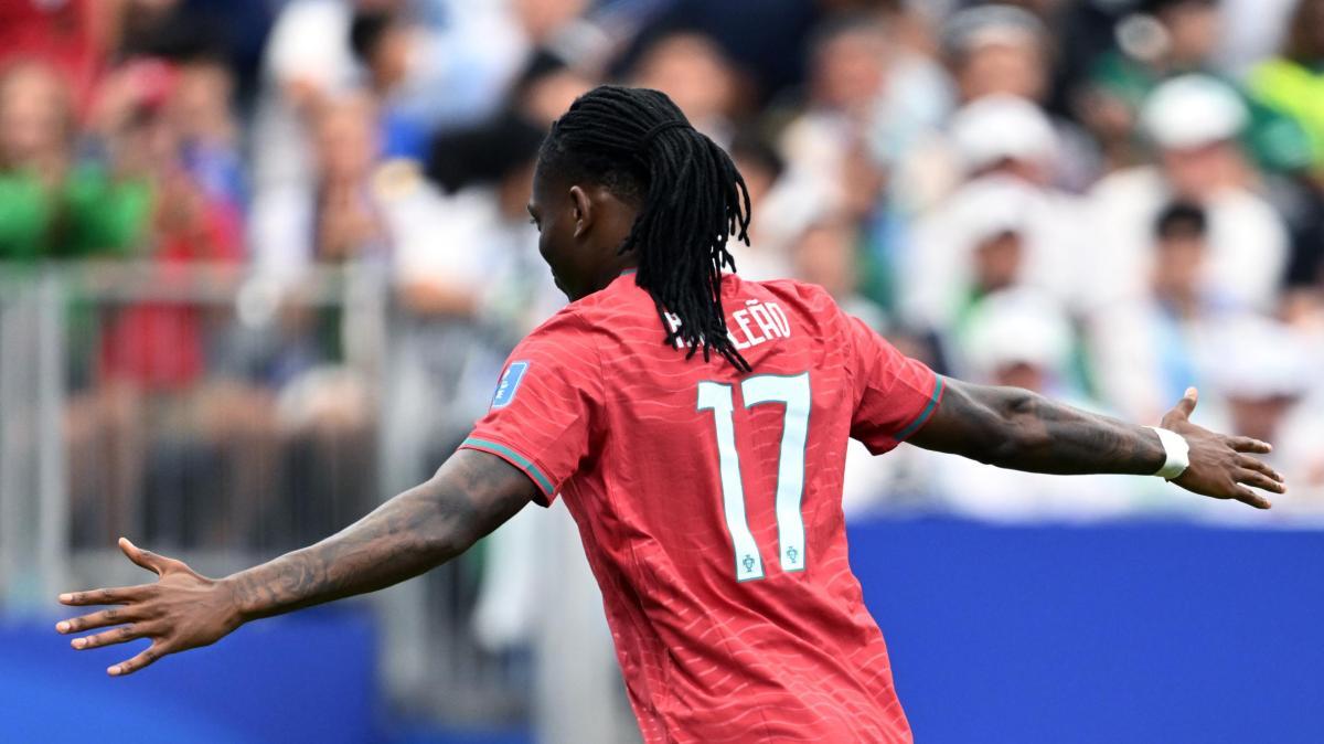 Ibrahimovic: "Sono felice per Leao ed il suo gol. Per me è uno dei migliori quando gioca in questo modo"