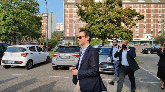 VIDEO MN - L'arrivo di Gordon Singer ad un evento di Fondazione Milan