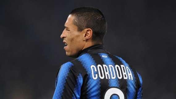 Inter in campo con la maglia di Cordoba 