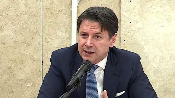 Coronavirus, ecco il nuovo Dpcm: ristoranti e bar chiusi alle 18, stop a palestre e piscine