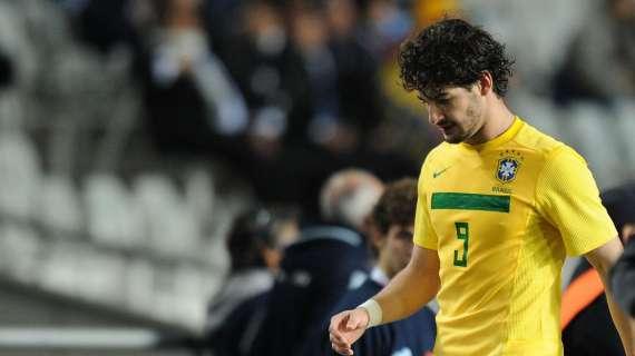 Amichevoli, Brasile-Messico 0-2: T. Silva e Pato in campo. Bene l'ex Flu, Il papero delude