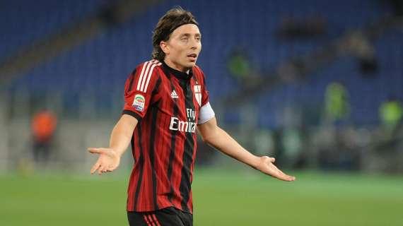 Montolivo a MC: "Prometto ai tifosi che usciremo da questo momento. Destro un grande attaccante. Possiamo puntare all'Europa"