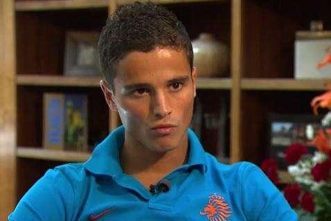 Barcellona, Afellay in prestito all’Olympiakos: è ufficiale