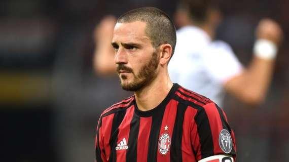 Gazzetta - Il Milan prova la difesa a tre: prima insieme per Bonucci e Romagnoli