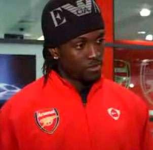 Wenger abbassa le pretese: Adebayor può partire per 20 milioni