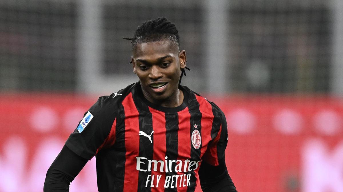 Milan-Parma, le formazioni ufficiali: Bartesaghi terzo di difesa, coppia Leao-Pulisic