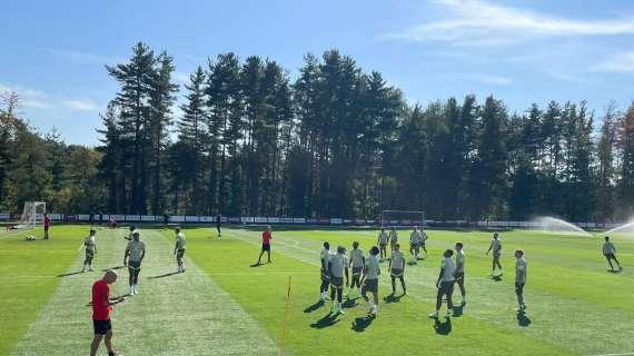 FOTO MN - Milan, al via la rifinitura prima del match contro la Dinamo Zagabria