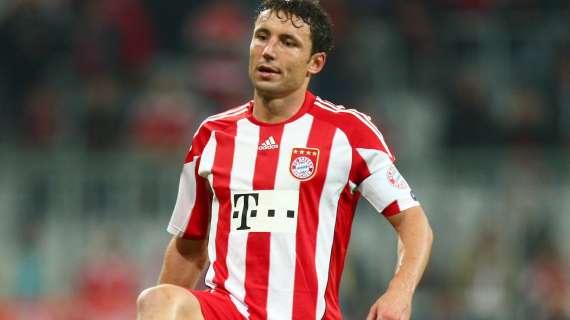 Van Bommel, occhio ai falli: l'olandese a lezione da Flamini