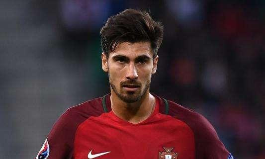 Sky - Se arrivasse l'ok dai cinesi il Milan potrebbe andare su André Gomes