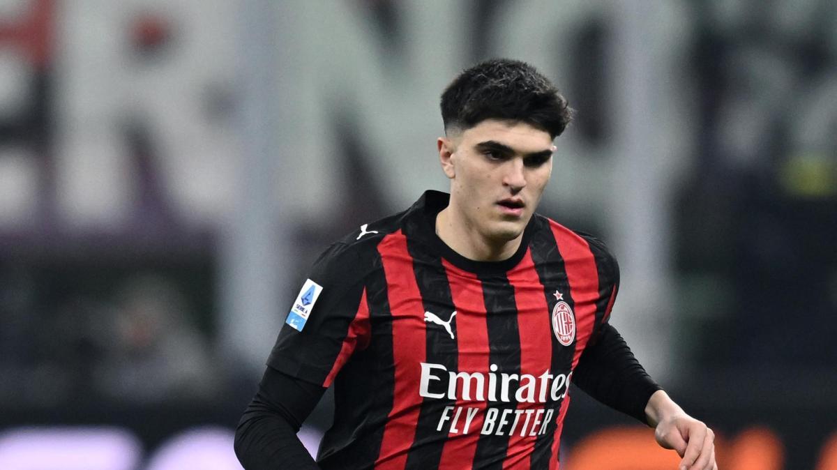 Bartesaghi come Bechkam: l'inglese era stato l'ultimo rossonero a tentare almeno 20 cross in una partita di Serie A