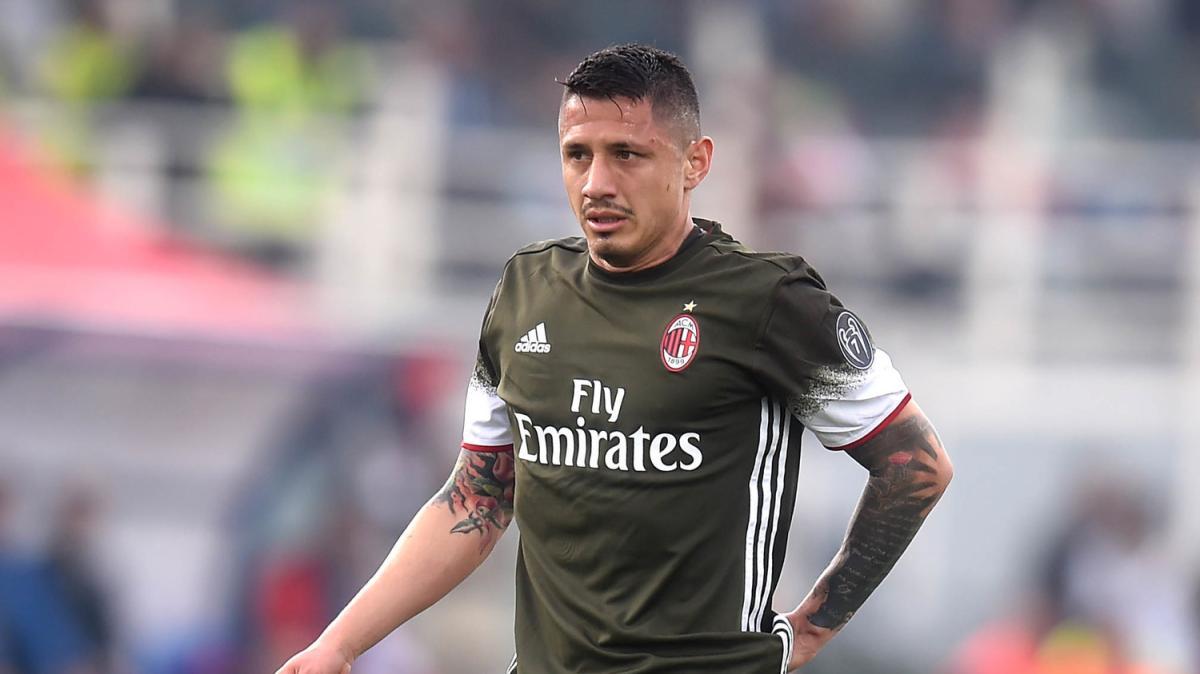 Lapadula: "Sicuramente il Milan è stato il raggiungimento di un sogno. Ricordo il momento"