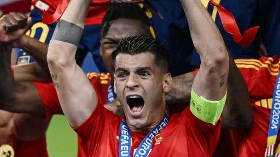 Morata difeso dalla mamma: "Ne parlano male ingiustamente. Va bene come calciatore, ma come persona non lo ammetto"