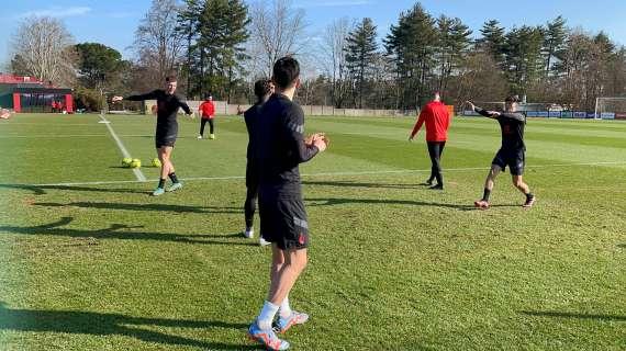 VIDEO MN - Milanello, le immagini dell'allenamento odierno della Primavera: tanti sorrisi dopo la qualificazione ai quarti di Youth League