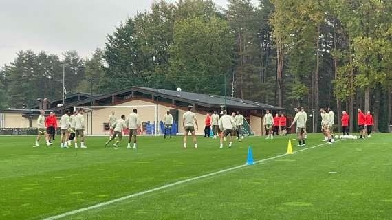 VIDEO MN - Rifinitura pre-Dinamo: il torello dei rossoneri