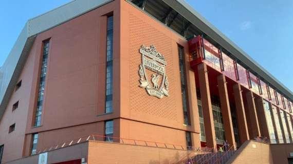 Anfield, che rispetto per il Milan: zero fischi all'ingresso dei rossoneri in campo