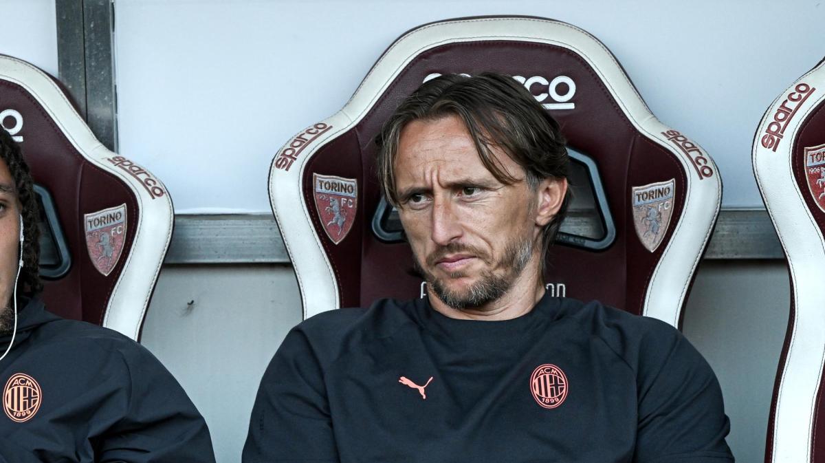 Amorim: "Modric e Rabiot mi aspetto che entrino a fine partita, nei momenti cruciali"