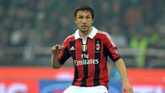 Van Bommel a MC: “De Jong è molto simile a me, Inzaghi ha un’idea di gioco ben precisa. Che emozione il mio primo derby, dopo il gol di Pato...”