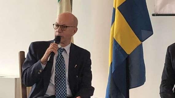 Pioli meglio di Conte, ma ora va accontentato. Se non arrivano un difensore (Simakan) e una punta (Scamacca) svanisce il primato e si rischia in Europa