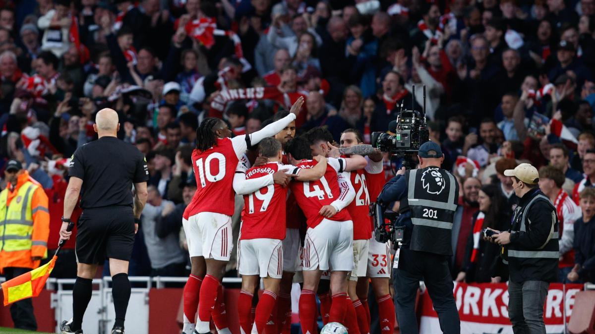 Premier League, l'Arsenal batte il Burnley e si avvicina al titolo