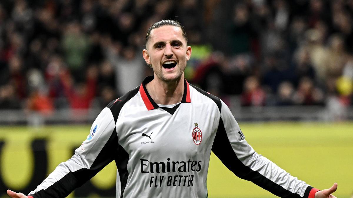 VIDEO MN - Milanello, l'arrivo di Rabiot accolto dai tifosi milanisti