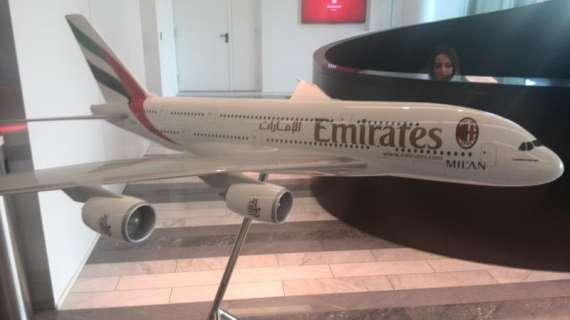 Sponsor maglia, Milan terzo in Serie A: Emirates versa 14 milioni all'anno 