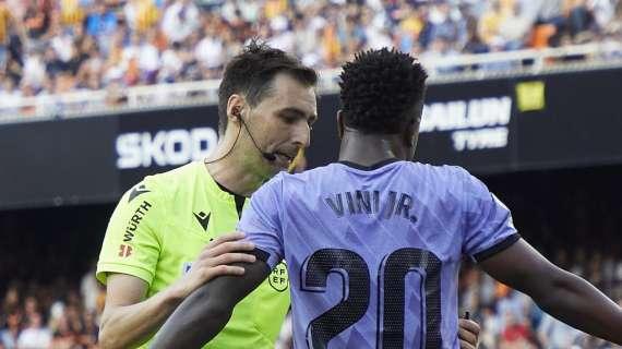 Caos Copa del Rey: l'arbitro piange in conferenza, il Real minaccia di non giocare. Cosa è successo