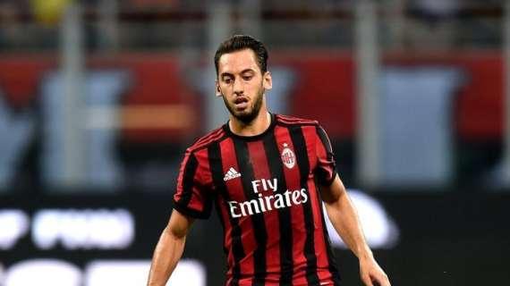 Probabile formazione - 3-5-2 con Calha libero di svariare: le scelte di Montella per l'esordio in Europa League
