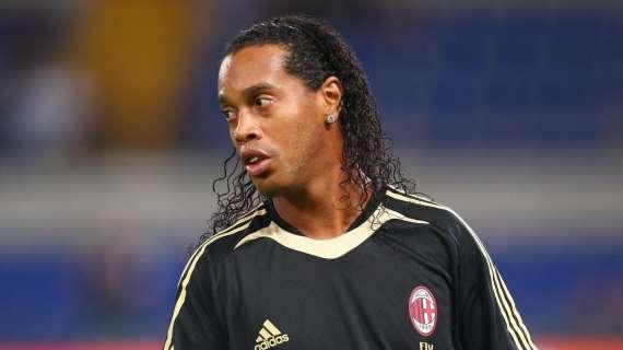 Ronaldinho contro il suo Brasile: "E' una delle peggiori squadre degli ultimi anni" 