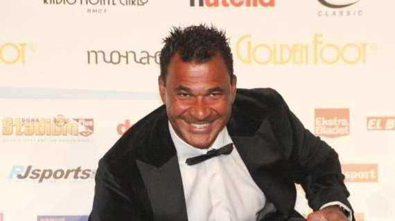 Gullit sulla panchina del Milan: "Se vuoi attaccare devi prendere un tecnico olandese. Seedorf? Non gli hanno dato tempo"