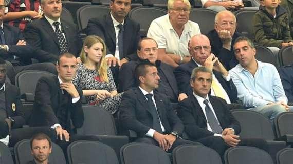Gazzetta - Milan, trattativa a ritmi serrati con i cinesi: Berlusconi perplesso e occhio a Mister Bee